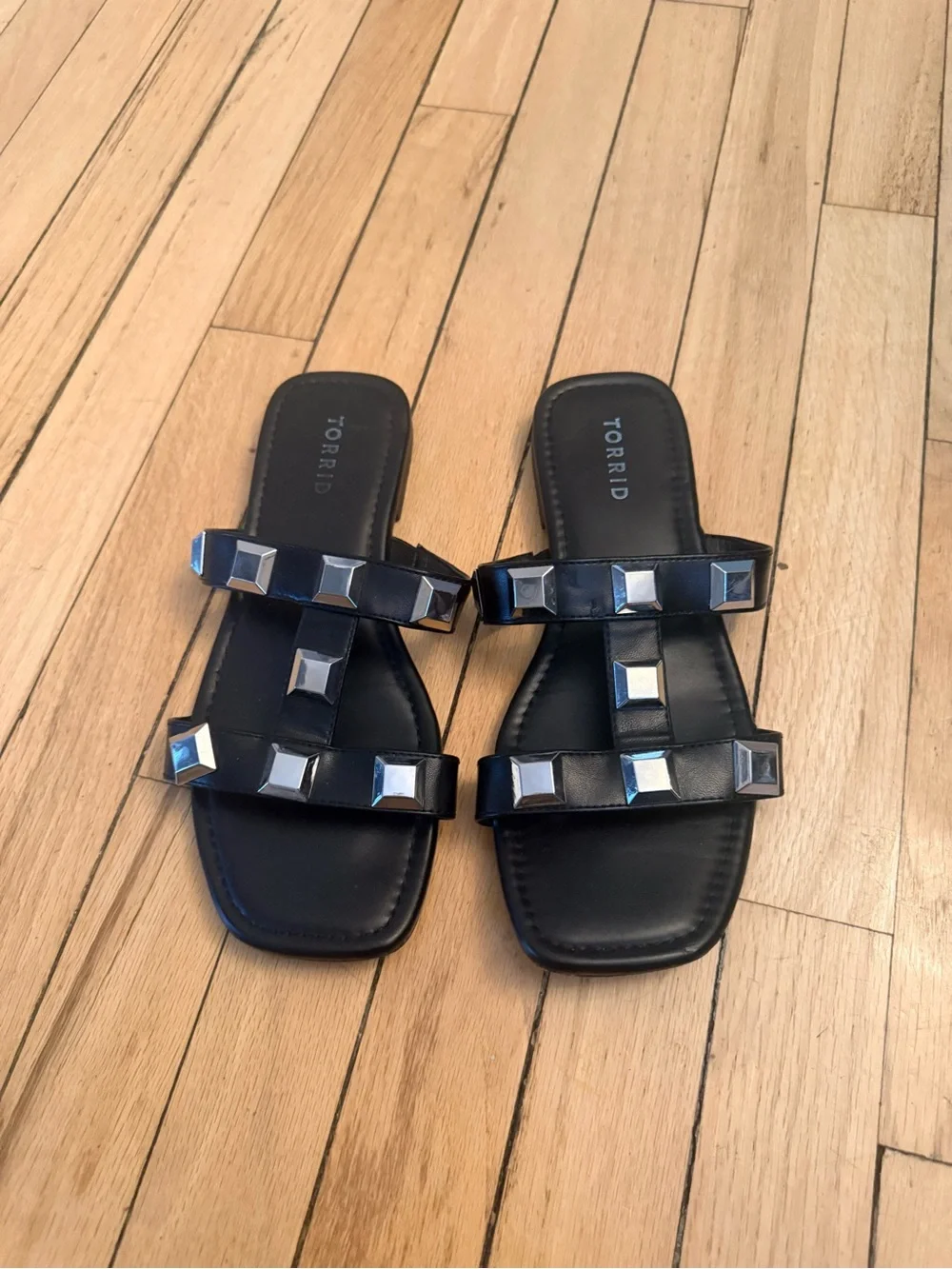 TORRID Black Studded Strappy Slide Sandals - Women 7ww - Picture 2 of 3